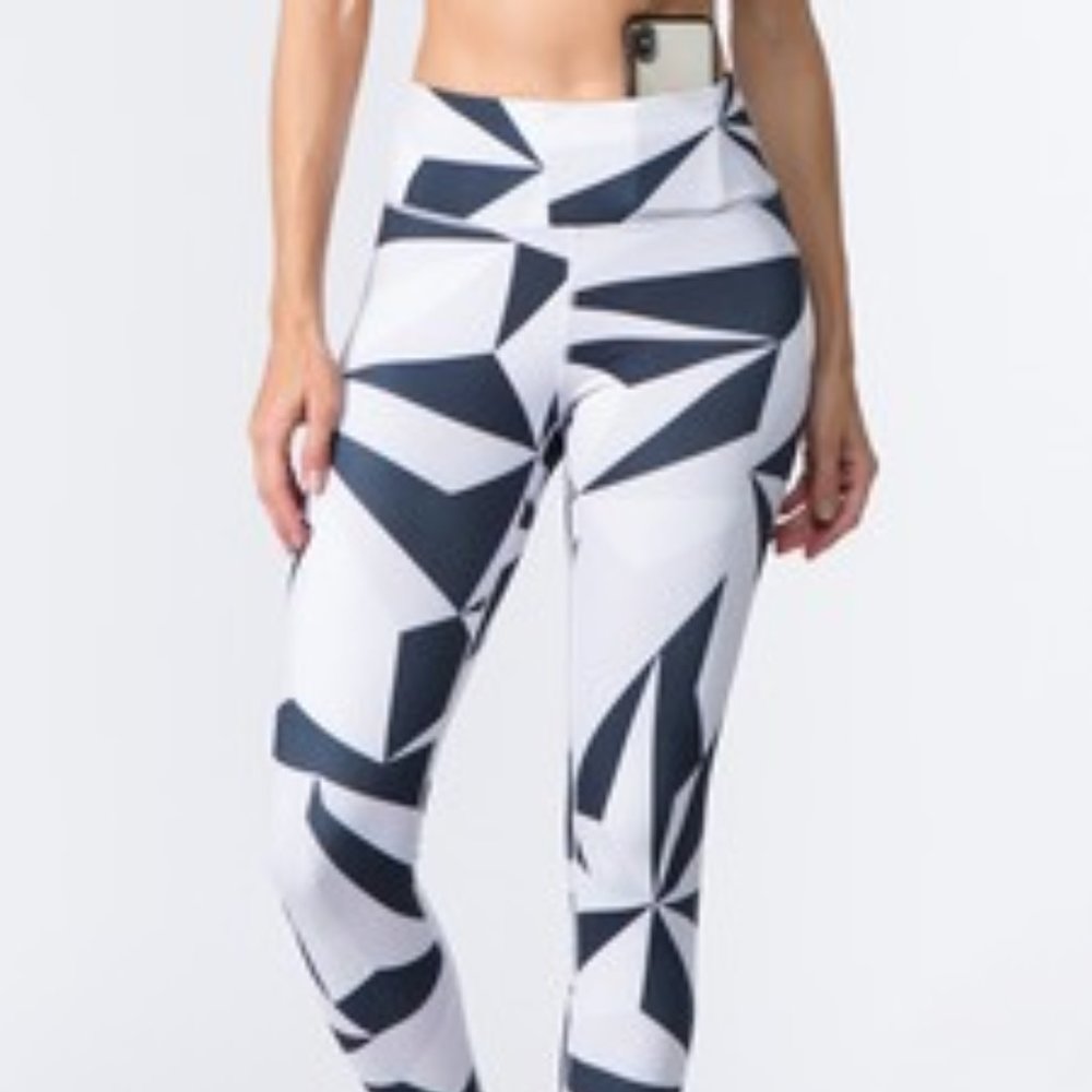 Active High Rise Geo Print Workout Legging - WHITE